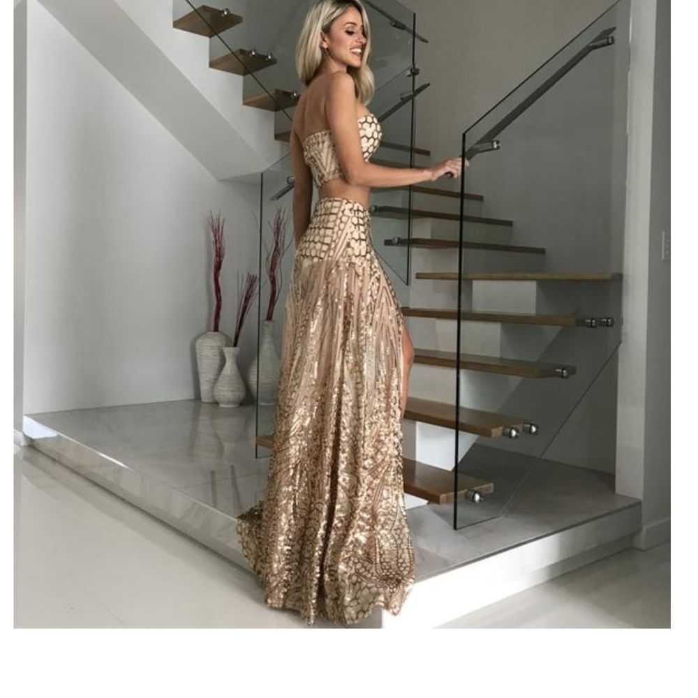 Gold sequin 2-piece ball gown. NYE. Rage